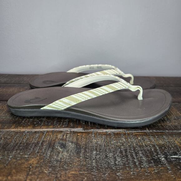 NEW Olukai Ho'Opio Womens Size 6 Sandals Flip Flop Thong Flats Striped White - Picture 1 of 11